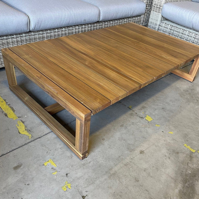 GOOD Claybourne 4piece lounge discounted furniture in Adelaide