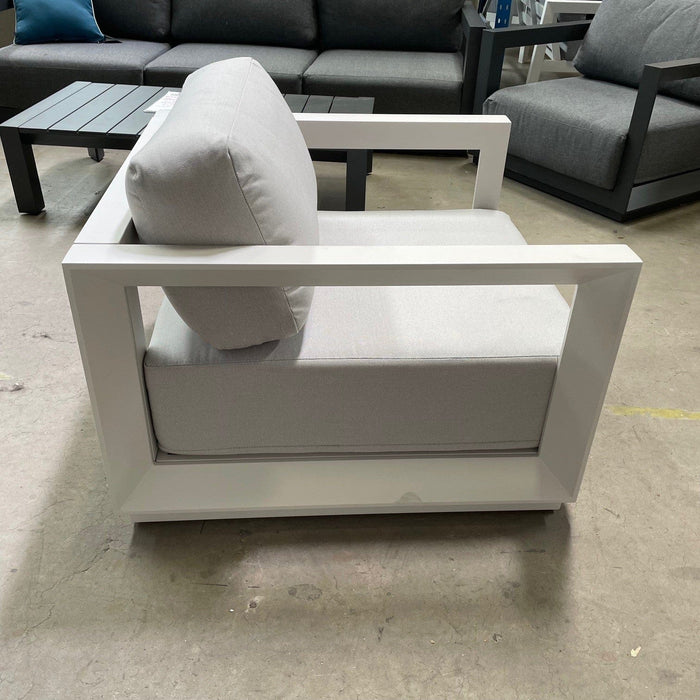 GOODUSD Belmont 4 pce Lounge Suite-Off White discounted furniture in Adelaide