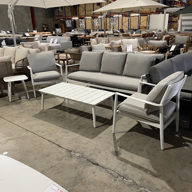 GOODUSD French 5 Pce Outdoor Lounge-White discounted furniture in Adelaide